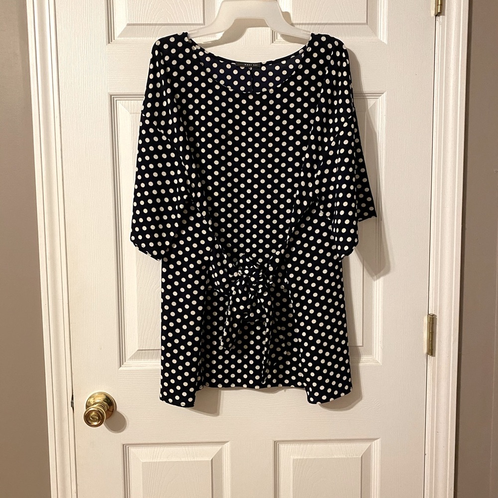 EUC Navy With White Polka Dot Blouse With Tie